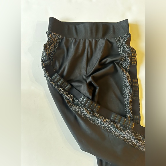 Guess track suit bottoms - Picture 3 of 11